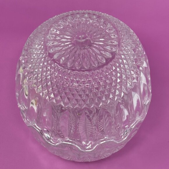 Vintage 2 pc clamshell crystal cut glass candy dish - two serving dishes in one - Picture 3 of 6